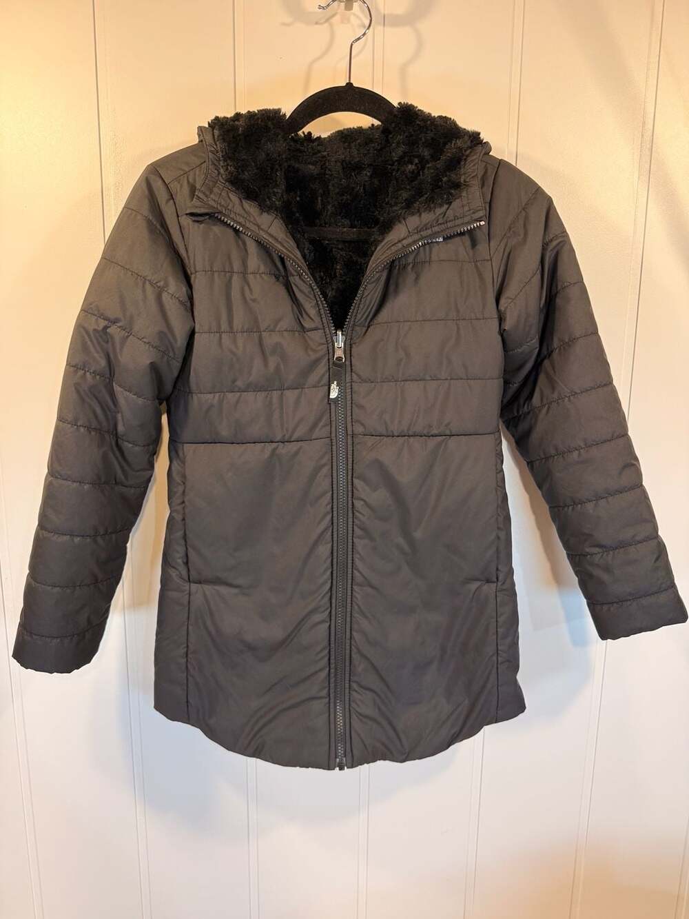 The North Face Girls Reversible Puffer Coat Black Faux Fur Hooded Jacket